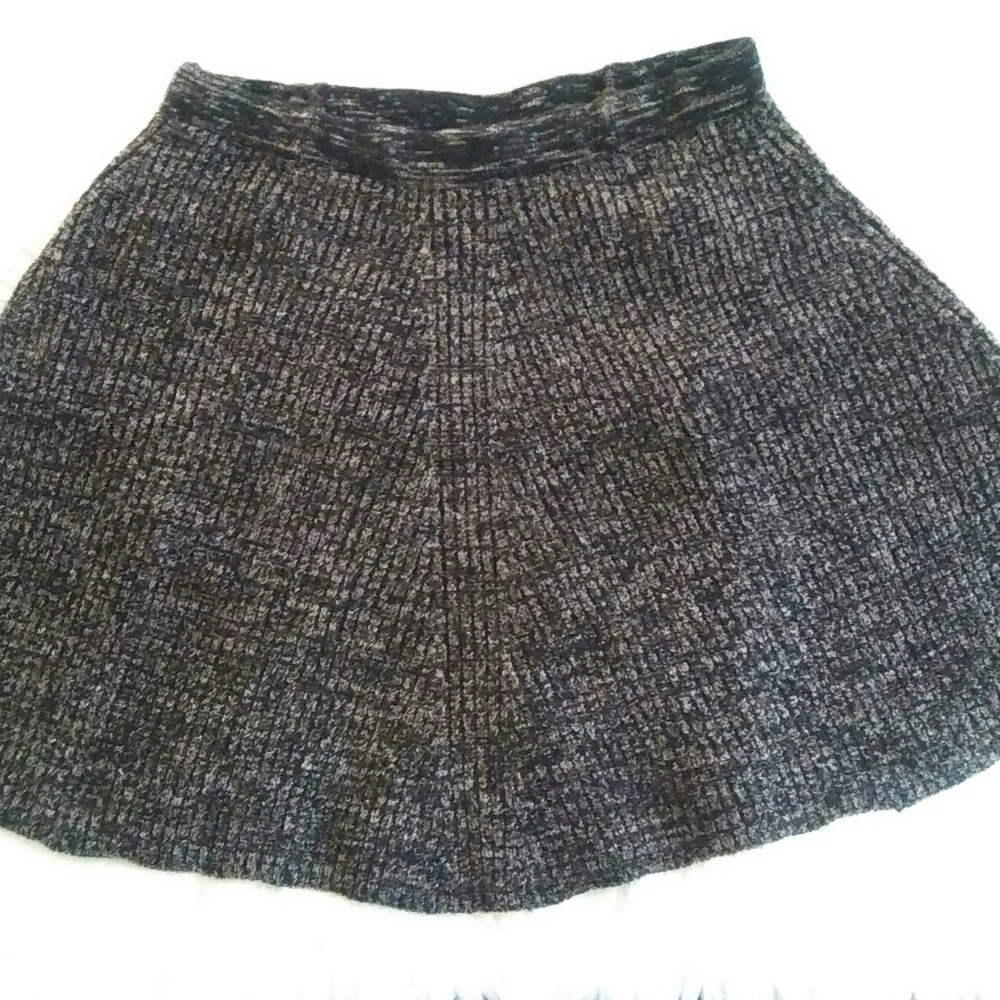 Adrienne Vittadini Wool Blend Flared Skirt Size M